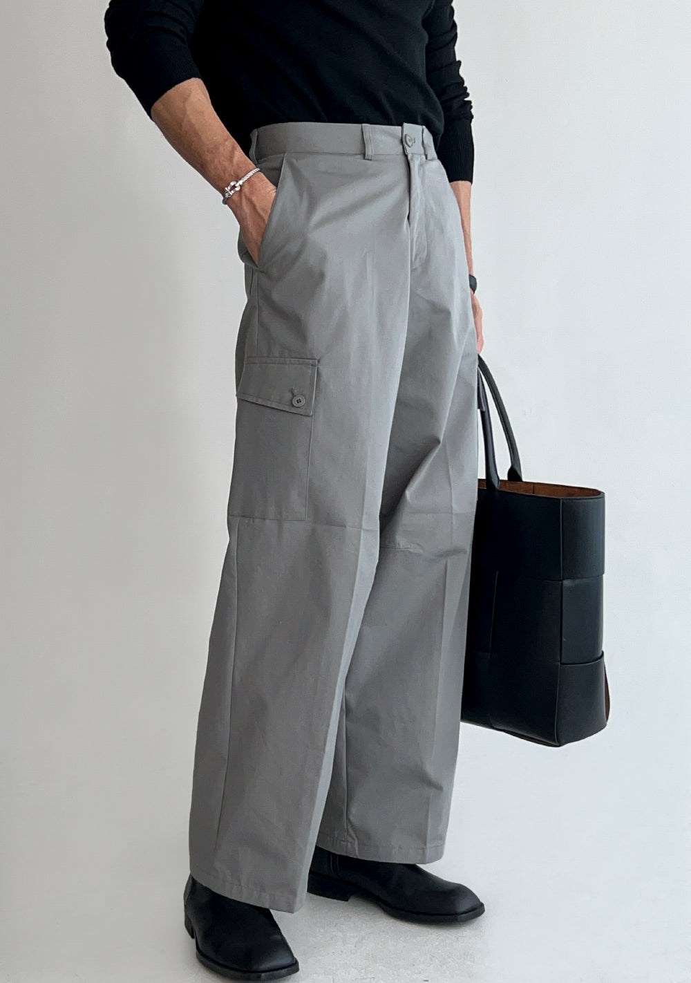 Multi-Pocket Wide-Leg Pants