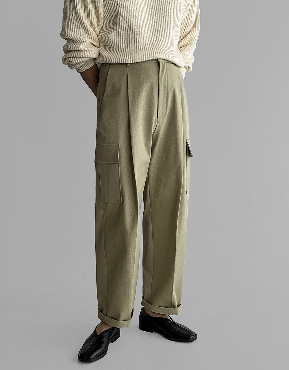 Classic Single-Pleat Trousers