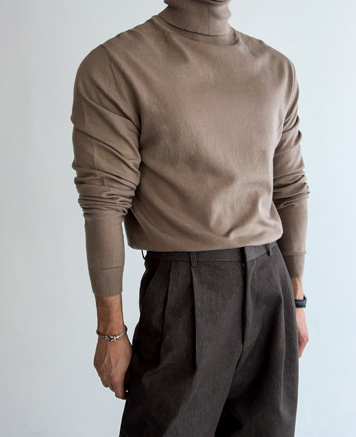 Turnable High-Neck Sweater