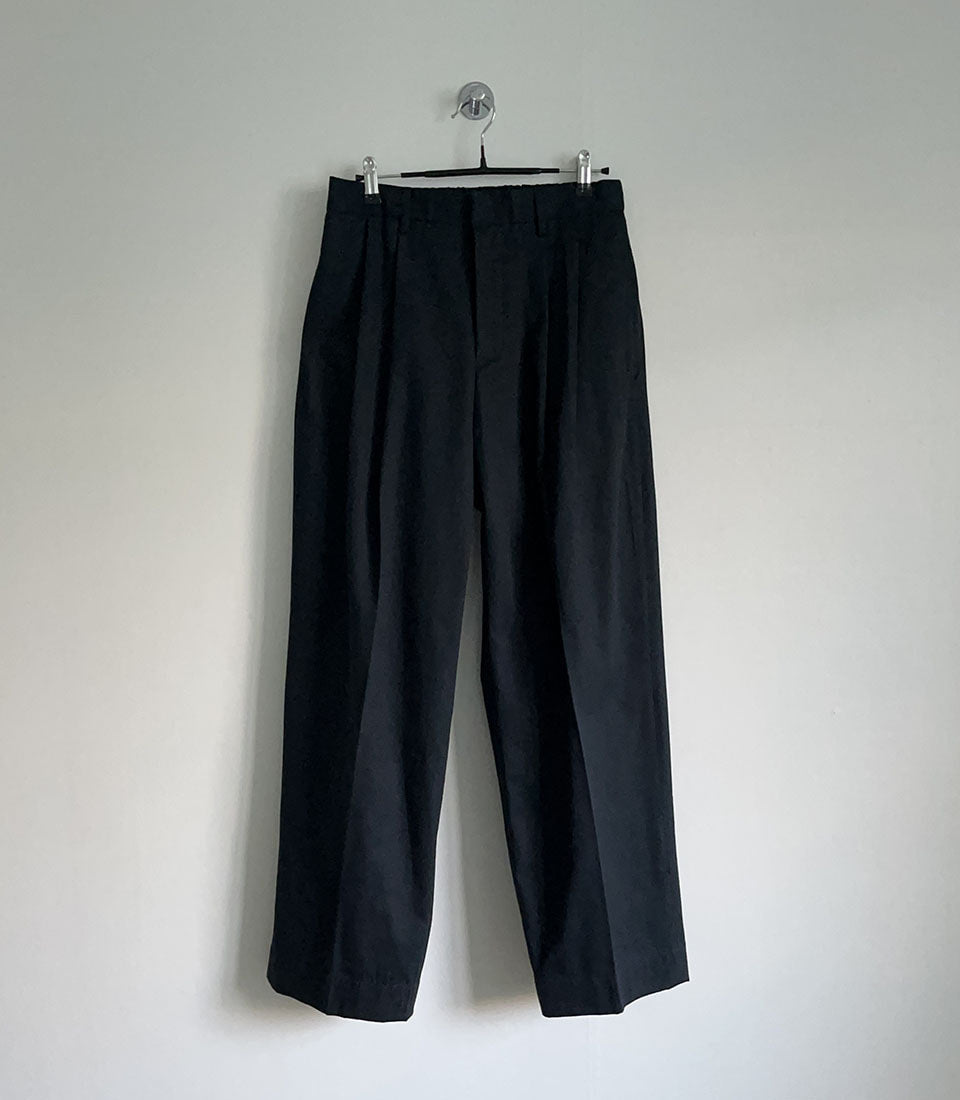 Double Pleat Casual Pants