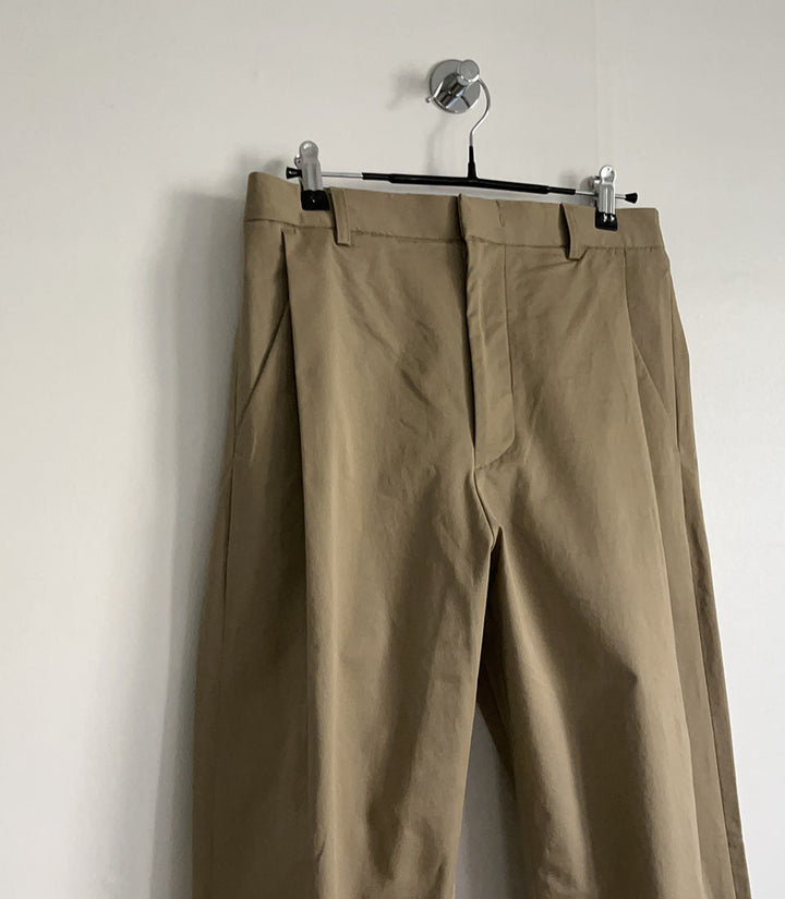 Loose Pleated Trousers