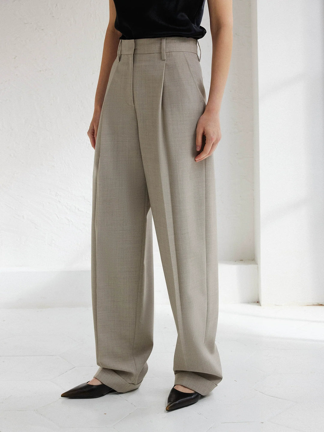 Wool Plaid Tapered Trousers