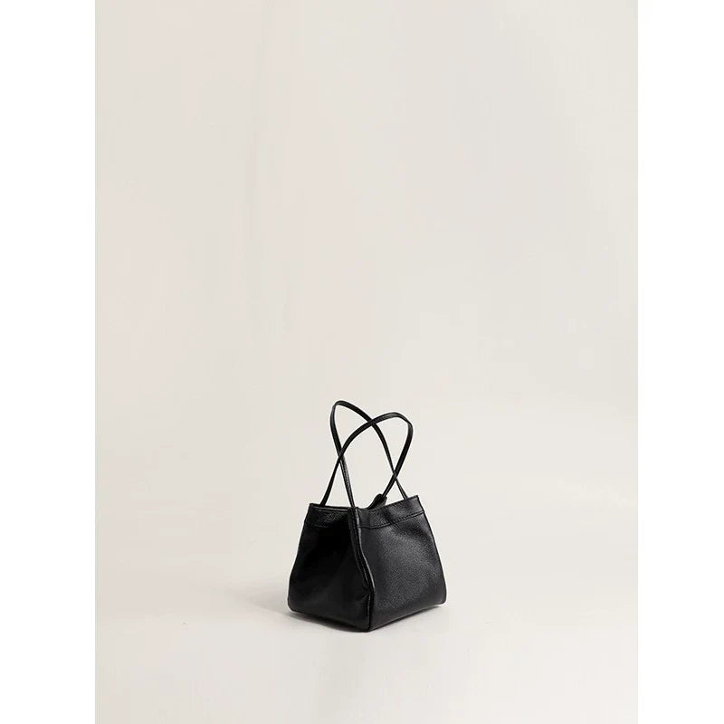 Lizard Pattern Leather Bucket Bag