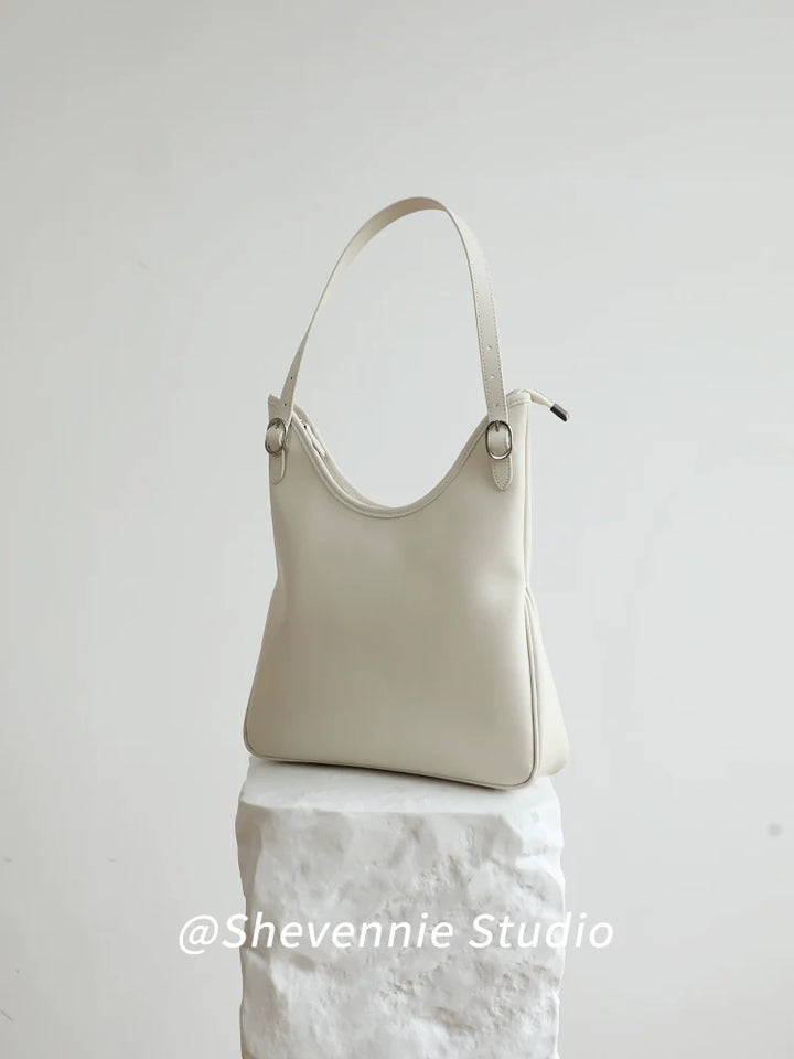 Snow Geinnie Leather Bucket Bag