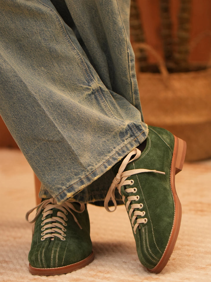 Yizhi Vintage Bowling Sneakers