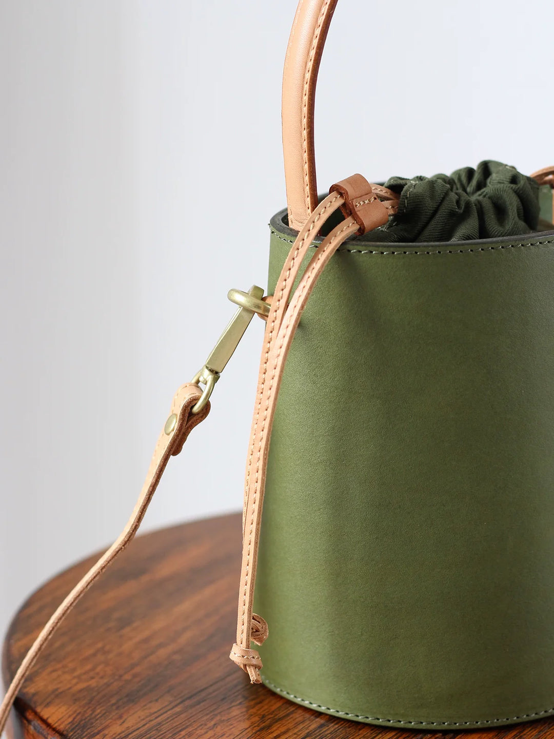 Rongqing Leather Bucket Bag