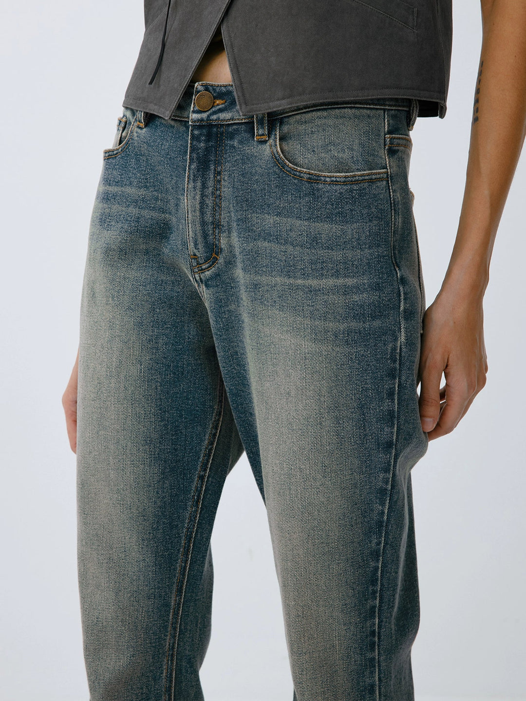 Slim Flare Jeans