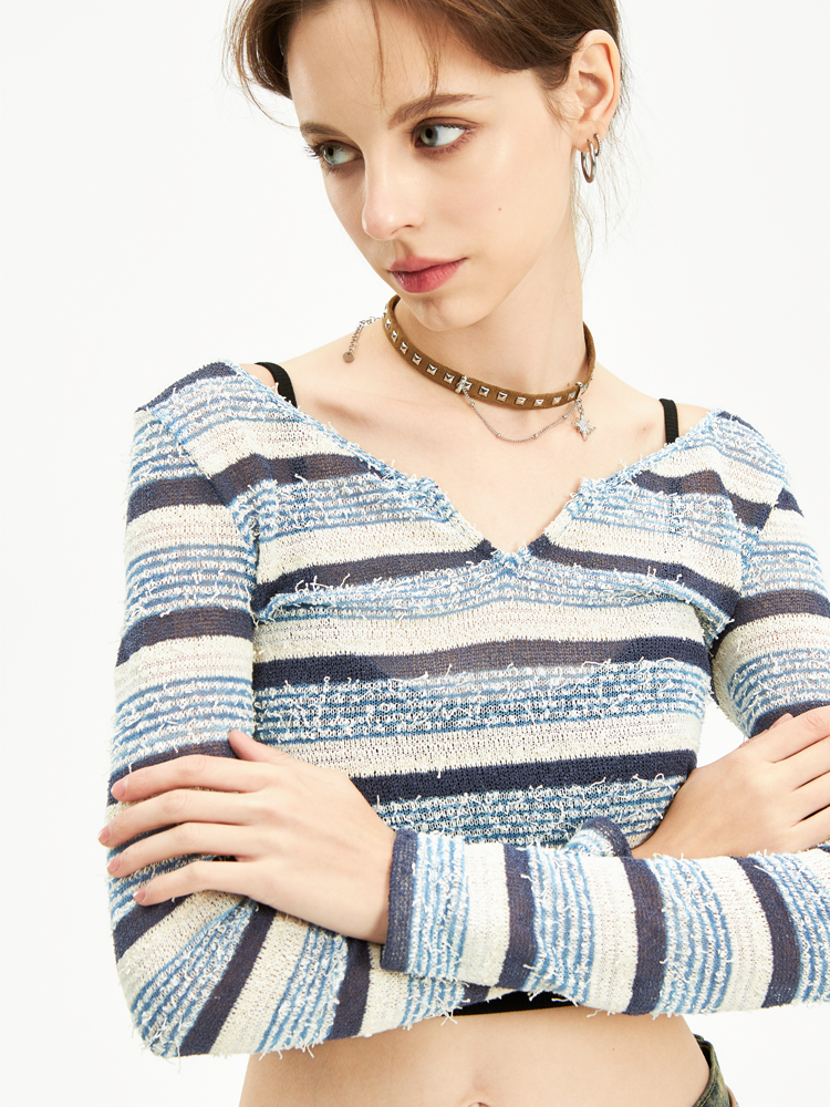 Striped V-Neck Slim Sweater