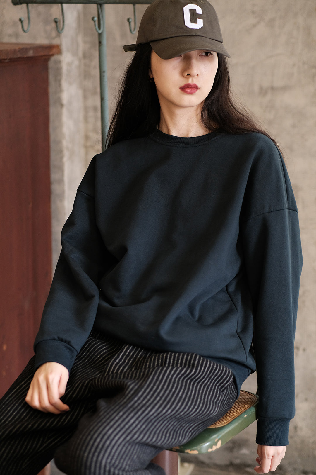 Round Neck Pullover