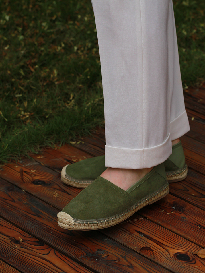 Yizhi Suede Fisherman Loafers