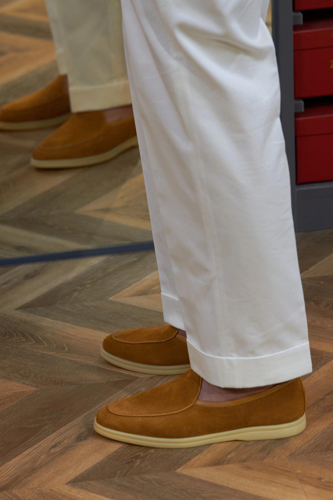 Yizhi Deerskin Loafers