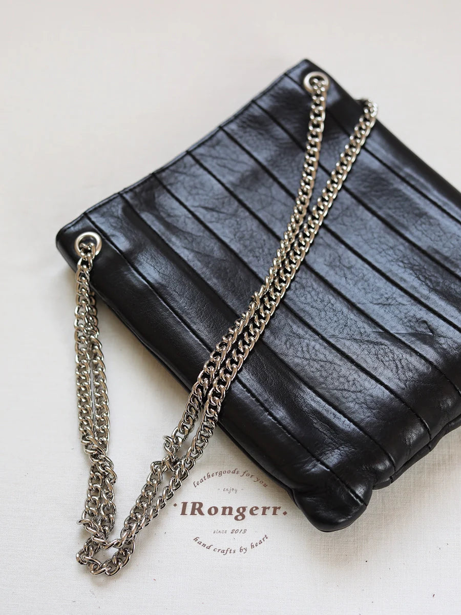 Sleek Chain Underarm Bag