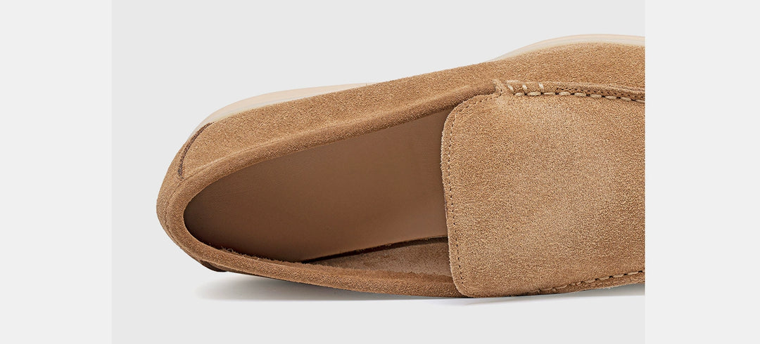 Yizhi Sheepskin Slip-Ons