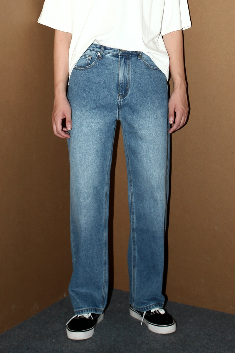 Light-Wash Wide-Leg Jeans