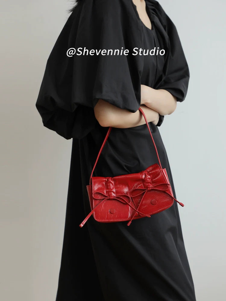 Snow Geinnie Leather Pleated Crossbody