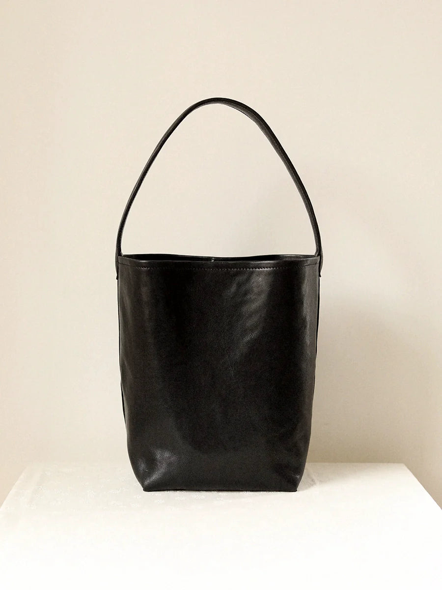 Obsidian Black Bucket Bag