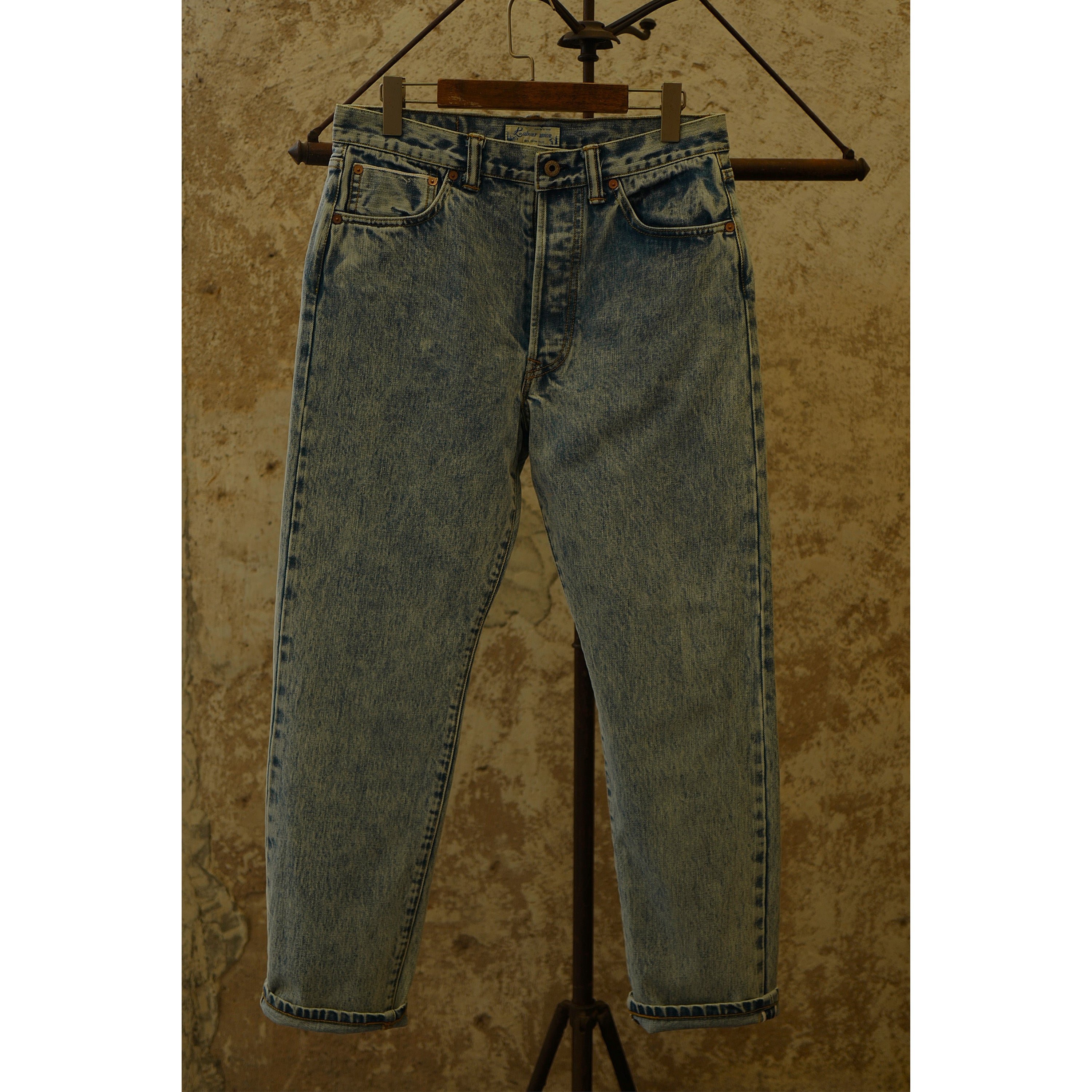 Washed Old Snowflake Jeans With Narrow Red Ear
