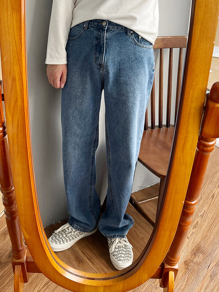 Vintage High-Waist Jeans