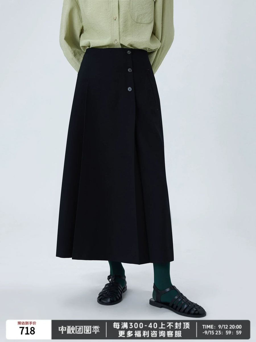 Classic Wool Pleated Skirt