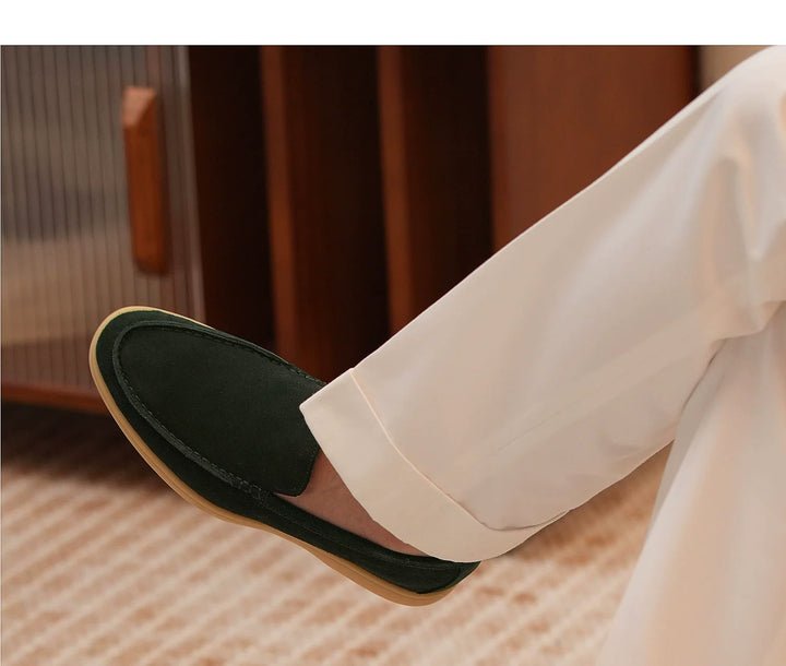 Yizhi Sheepskin Slip-Ons