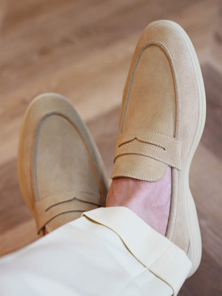 Yizhi Leather Loafers