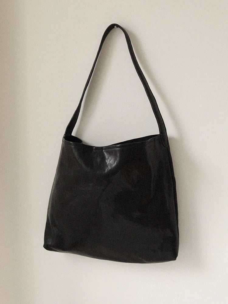 Essential Leather Tote