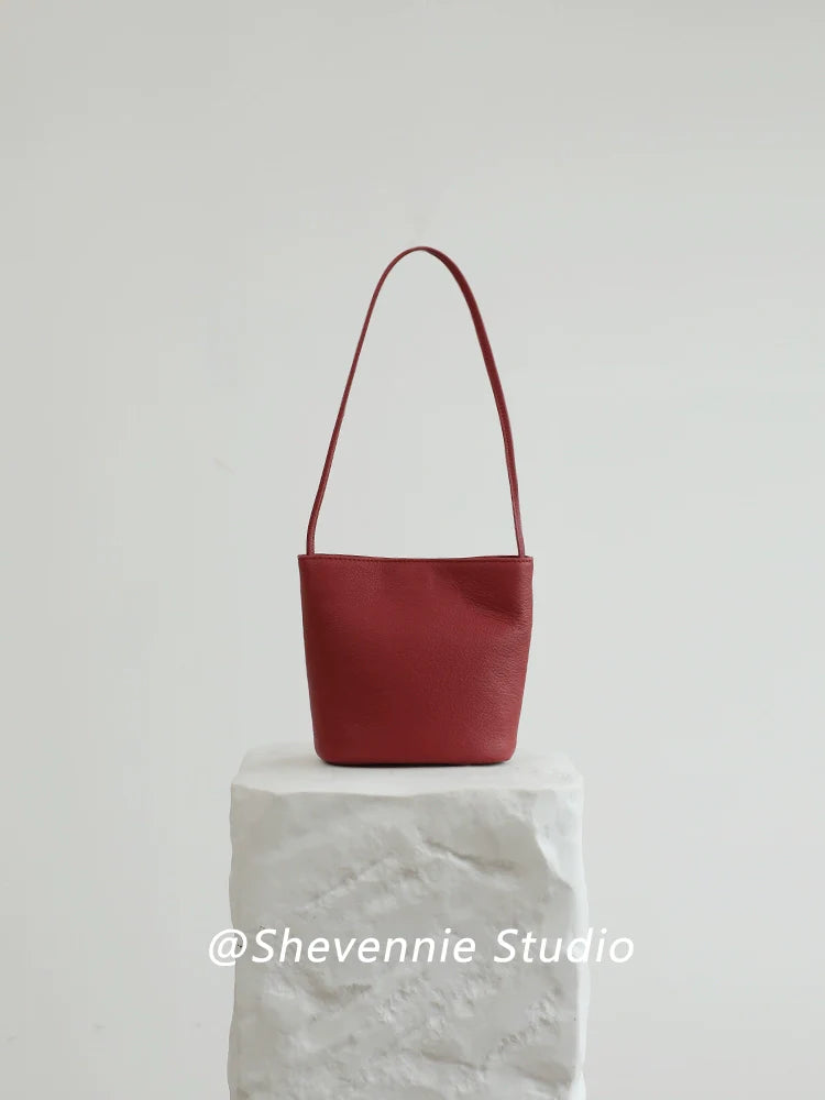 Niche Leather Bucket Bag