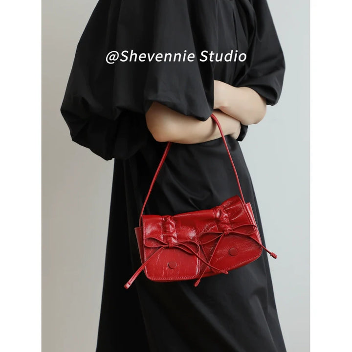 Snow Geinnie Leather Pleated Crossbody