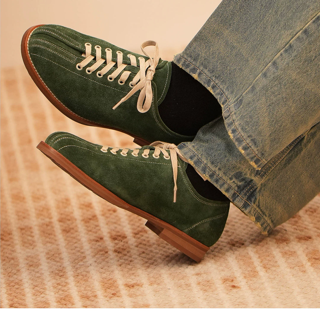 Yizhi Vintage Bowling Sneakers