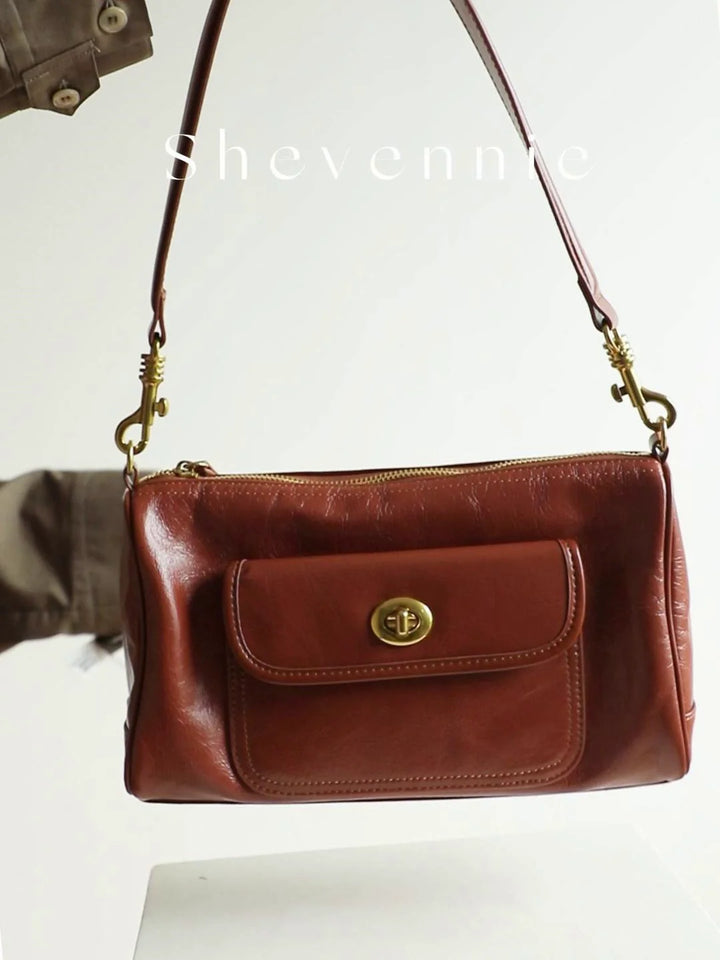 Snow Geinnie Leather Shoulder Bag