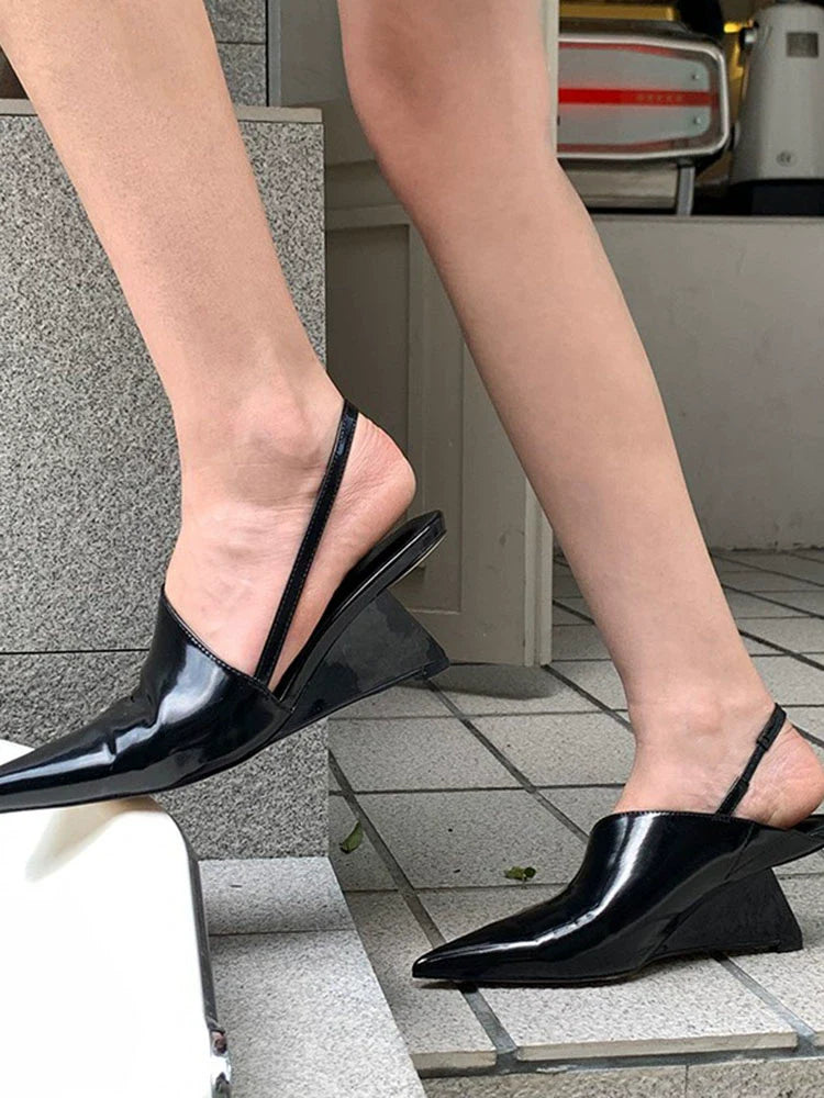 Pointed Leather Mules