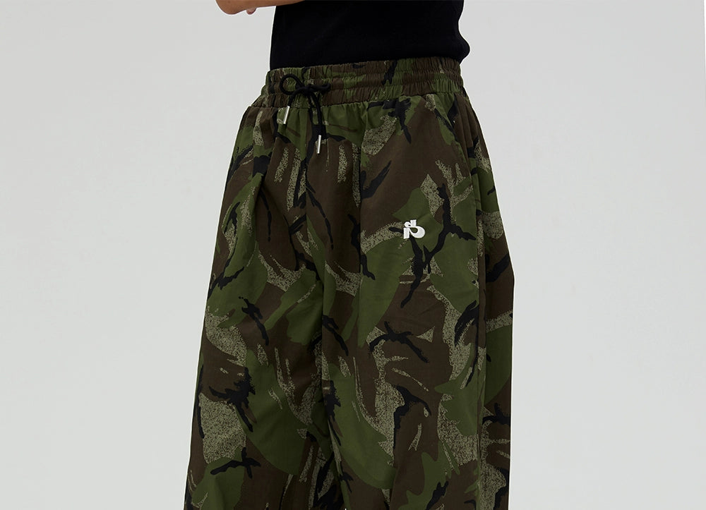 Camouflage Embroidered Casual Pants