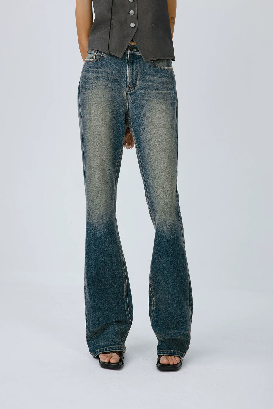 Slim Flare Jeans