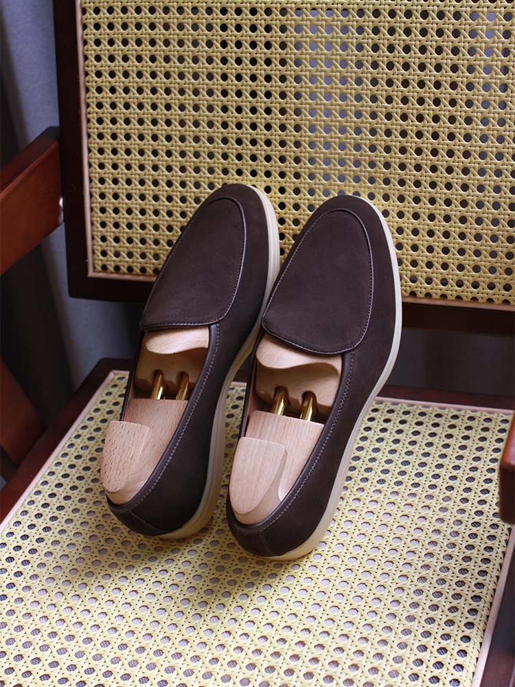 Yizhi Deerskin Loafers