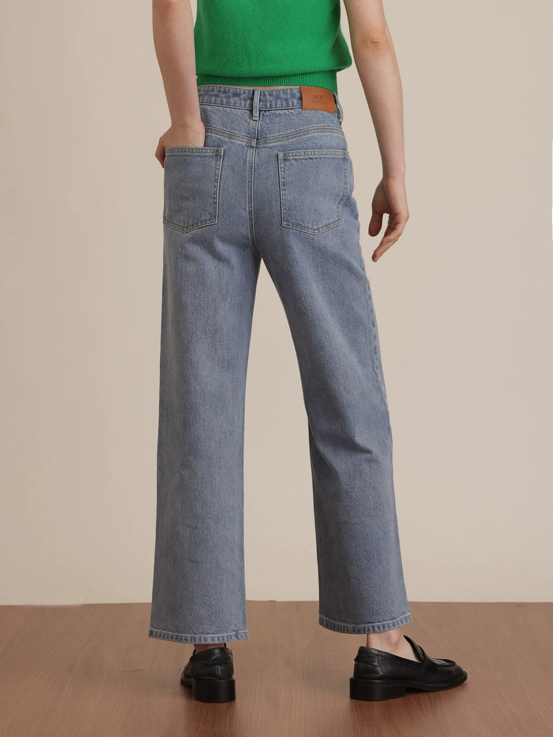 Natural Slim Straight Jeans