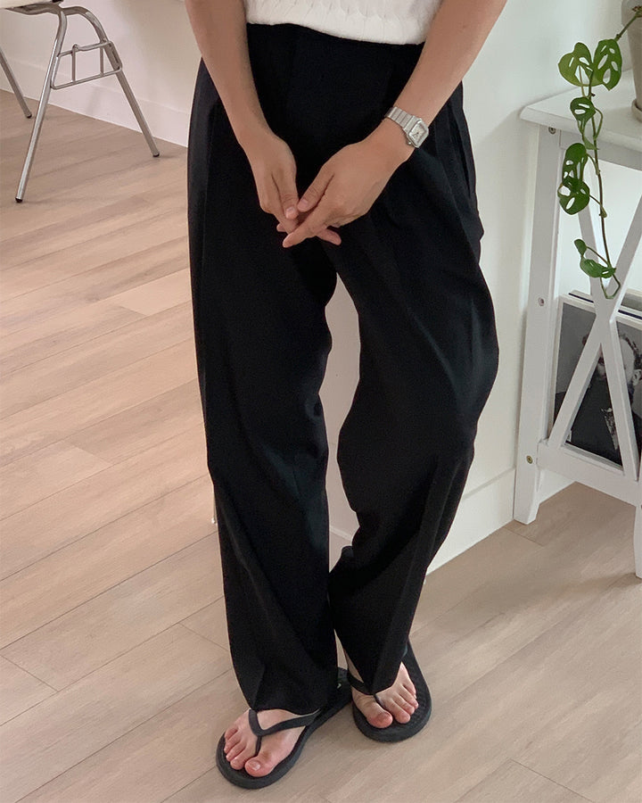 Wide-Legged Drape Trousers